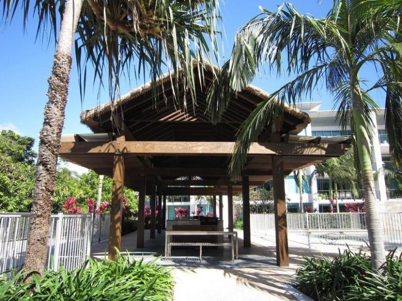 105/72-74 The Strand, North Ward QLD 4810