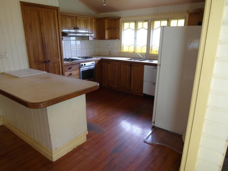 107 Eyre Street, North Ward QLD 4810