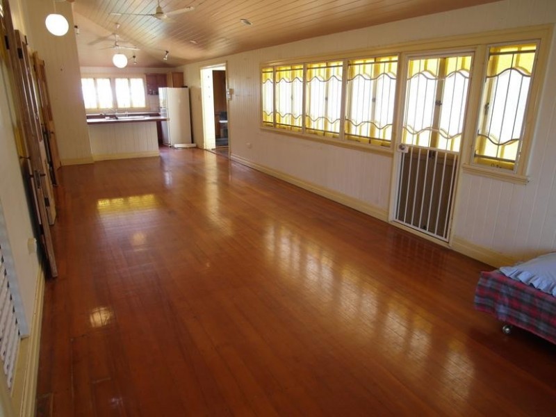 107 Eyre Street, North Ward QLD 4810