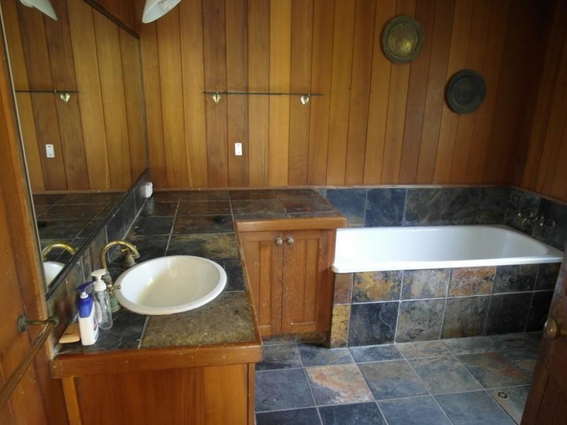 107 Eyre Street, North Ward QLD 4810