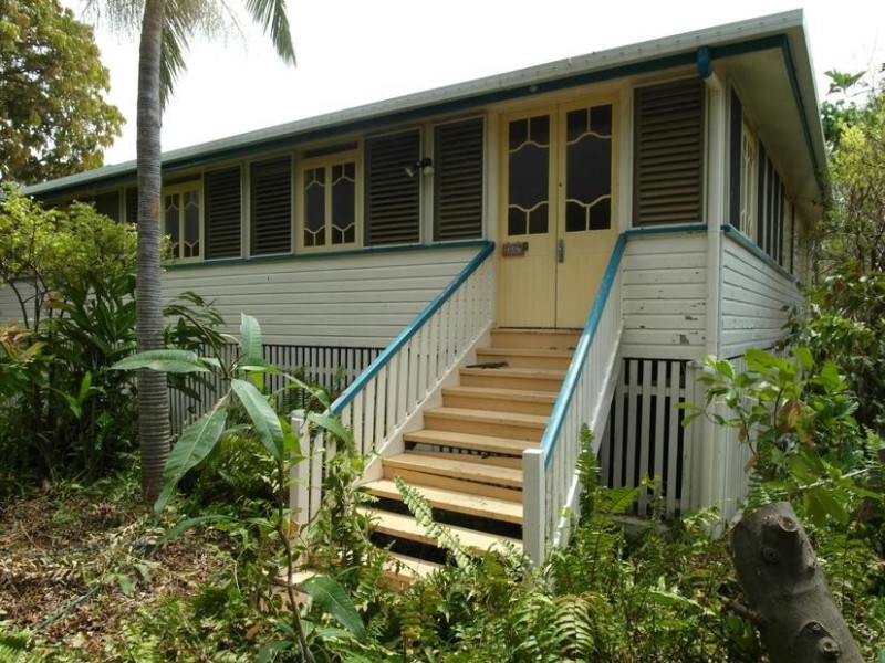 107 Eyre Street, North Ward QLD 4810