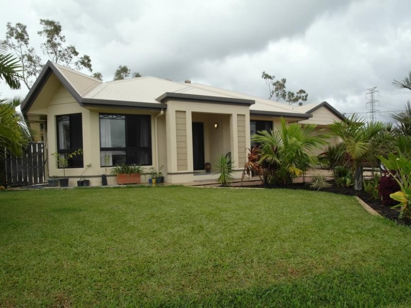 2 Quarterhorse Court, Kelso QLD 4815