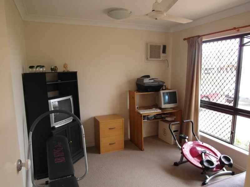 2 Quarterhorse Court, Kelso QLD 4815