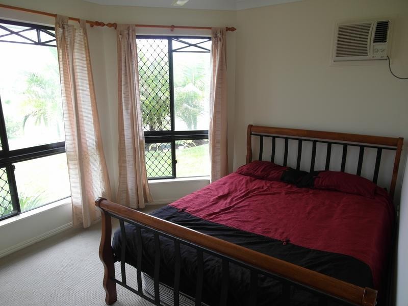 2 Quarterhorse Court, Kelso QLD 4815