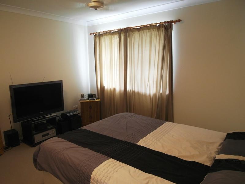 2 Quarterhorse Court, Kelso QLD 4815