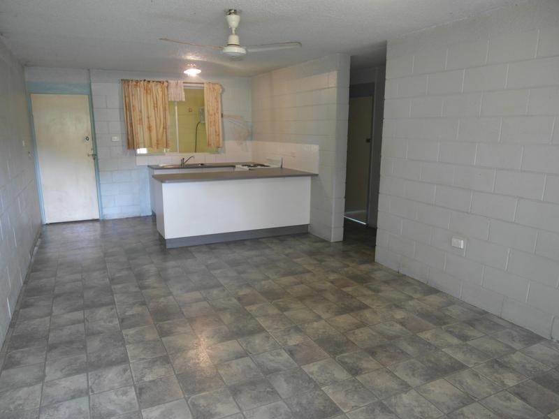 2/16 Ralston Street, West End QLD 4810