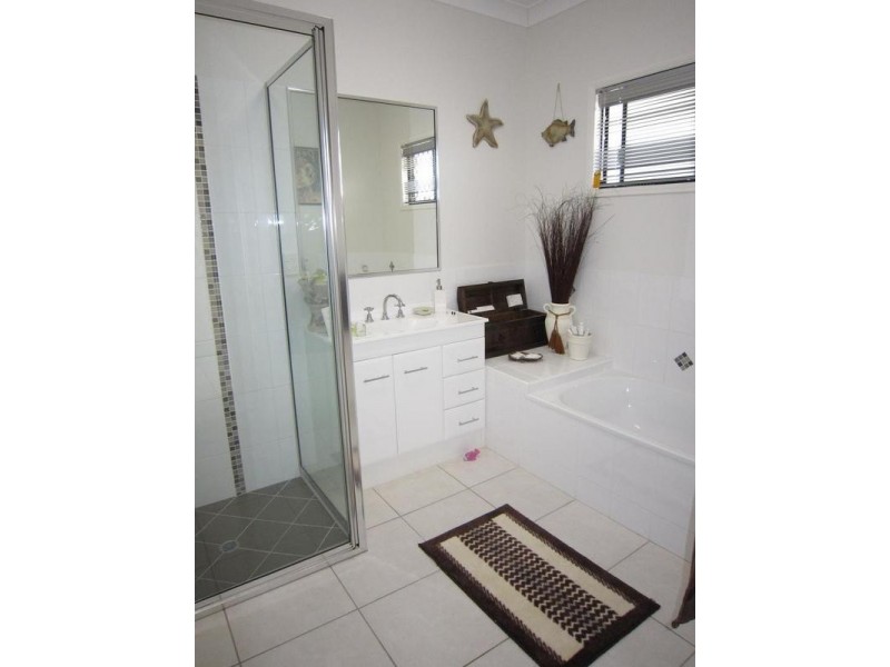 Bohle Plains QLD 4817