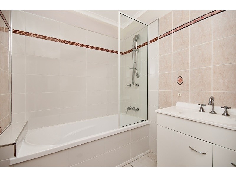 41 President Street, Kirwan QLD 4817