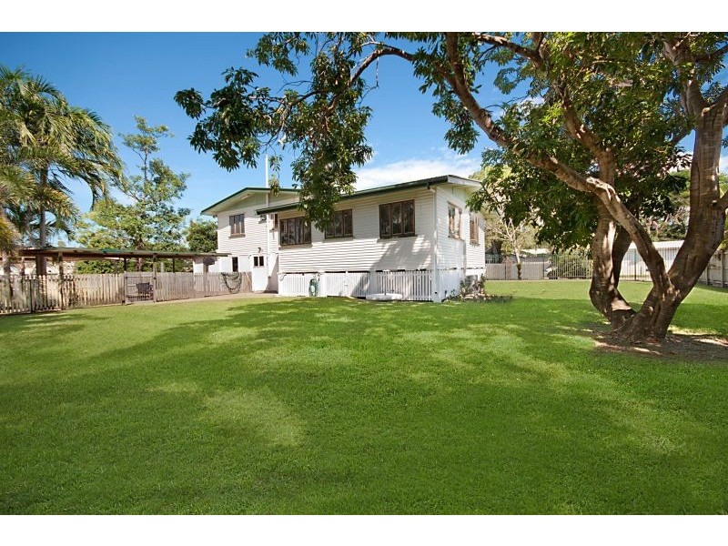 3 Burton Street, Mysterton QLD 4812