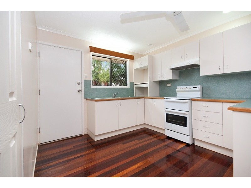 6 Bountiful Court, Kirwan QLD 4817