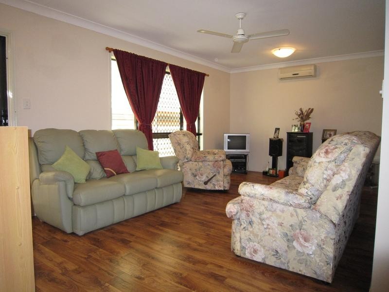 38 Squires Crescent, Kirwan QLD 4817