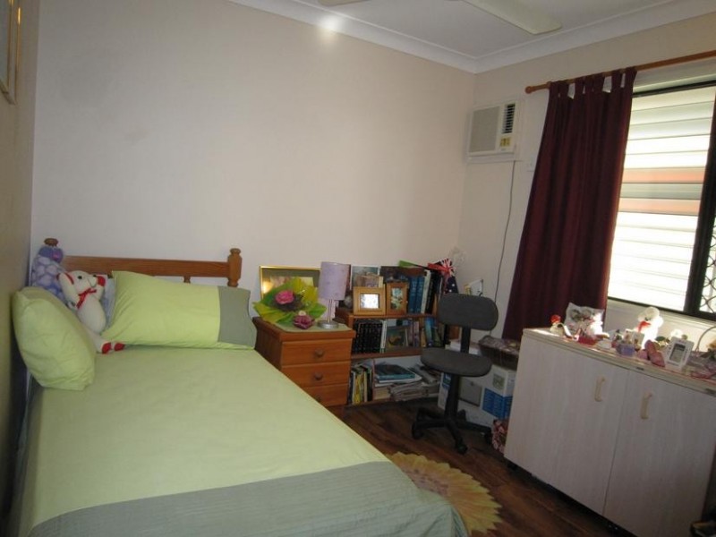 38 Squires Crescent, Kirwan QLD 4817