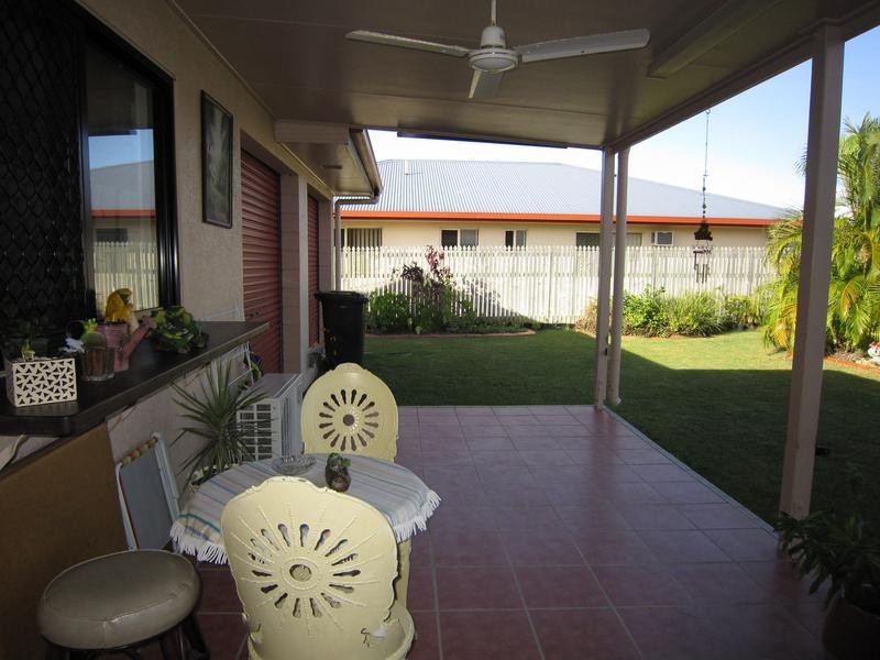 38 Squires Crescent, Kirwan QLD 4817