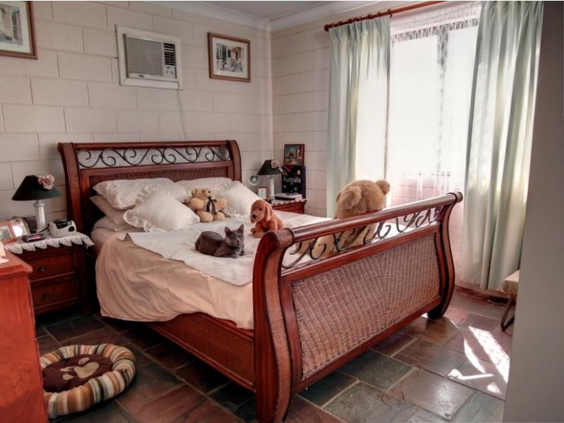 7 Faulkner Street, Burdell QLD 4818