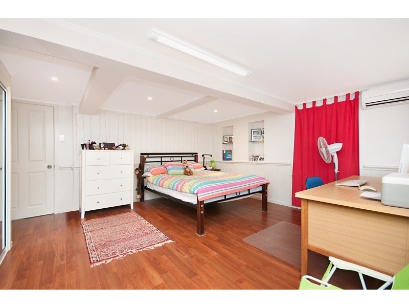 42 Marks Street, Hermit Park QLD 4812