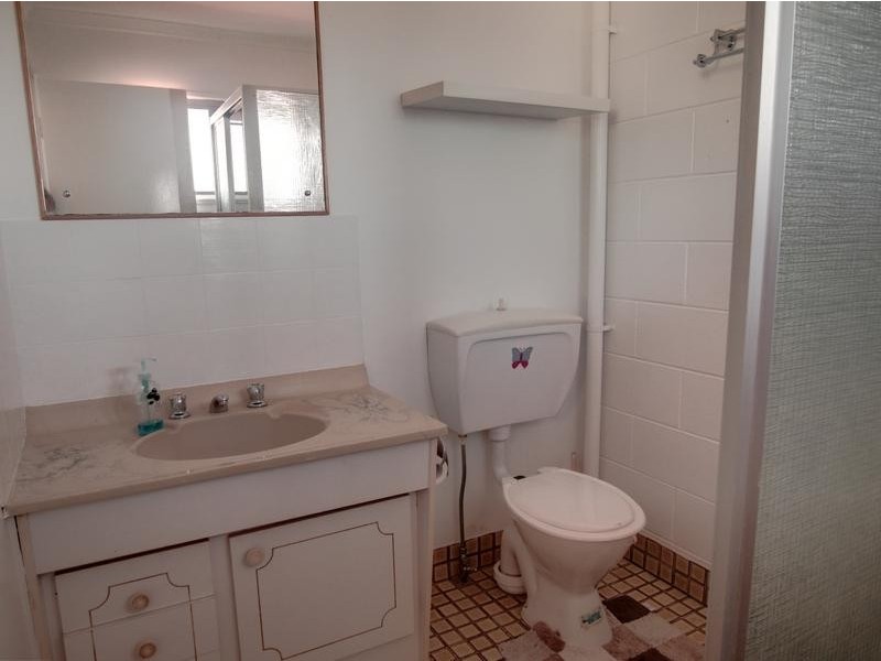 1/80-84 Queens Road, Hermit Park QLD 4812