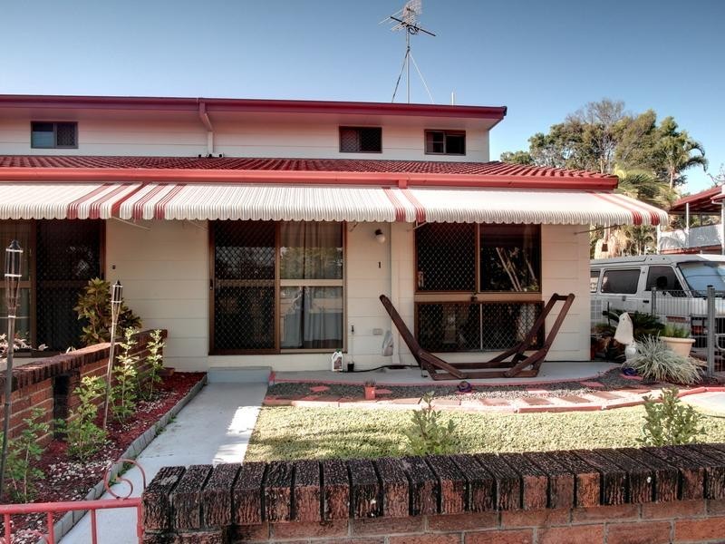 1/80-84 Queens Road, Hermit Park QLD 4812