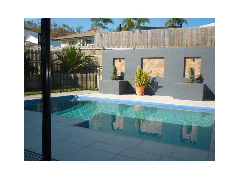 Mount Louisa QLD 4814