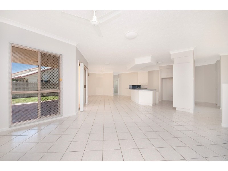 11 Milgate Crescent, Kirwan QLD 4817