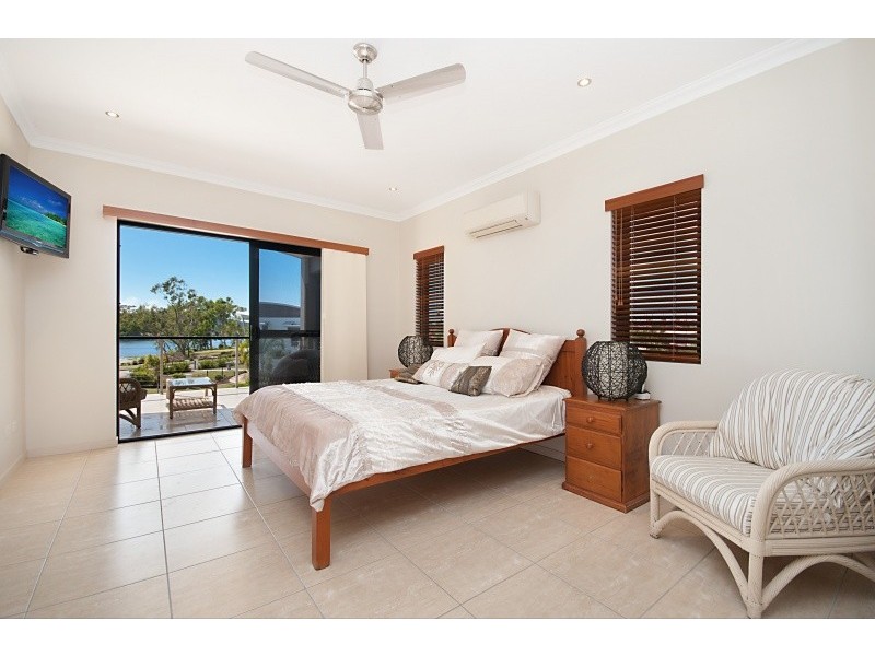 1 Bounty Court, Douglas QLD 4814