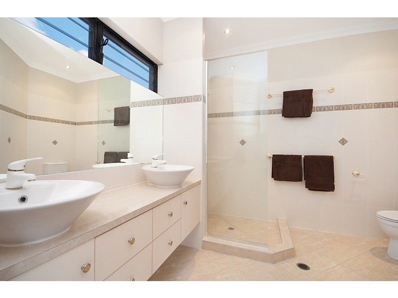 1 Bounty Court, Douglas QLD 4814