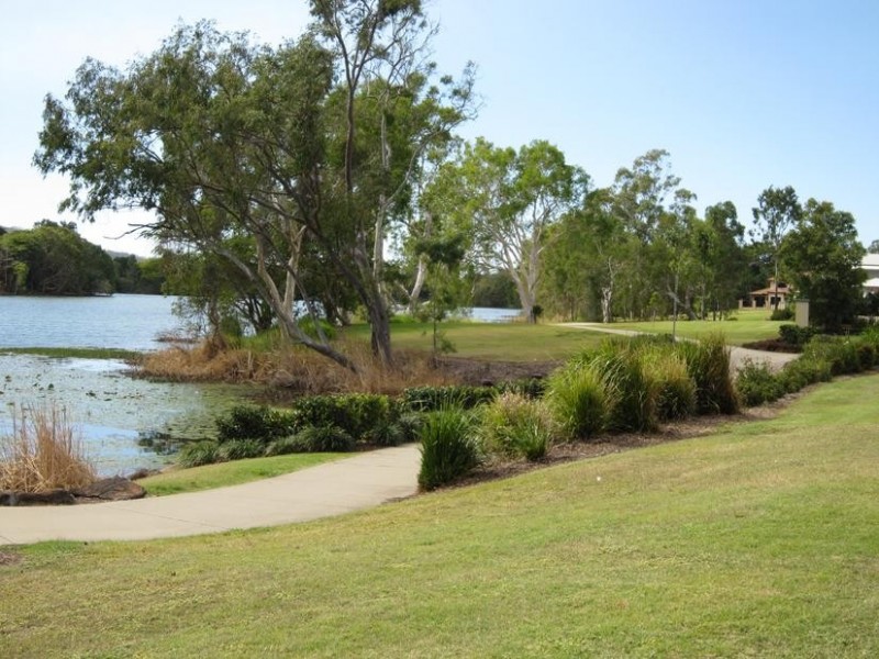 1 Bounty Court, Douglas QLD 4814