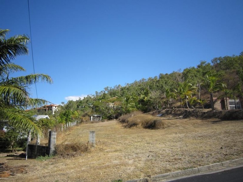 18 Oolilpa Street, Mount Louisa QLD 4814