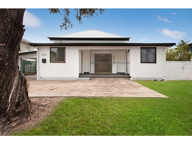593 Ross River Road, Kirwan QLD 4817