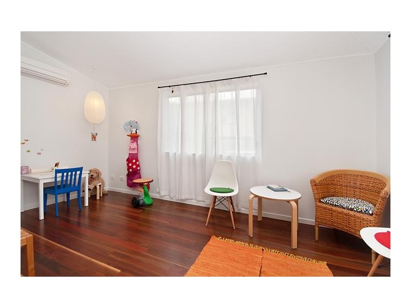 593 Ross River Road, Kirwan QLD 4817
