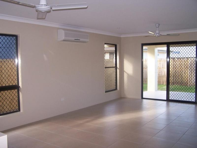 20 Laurie Motti Parade, Kirwan QLD 4817