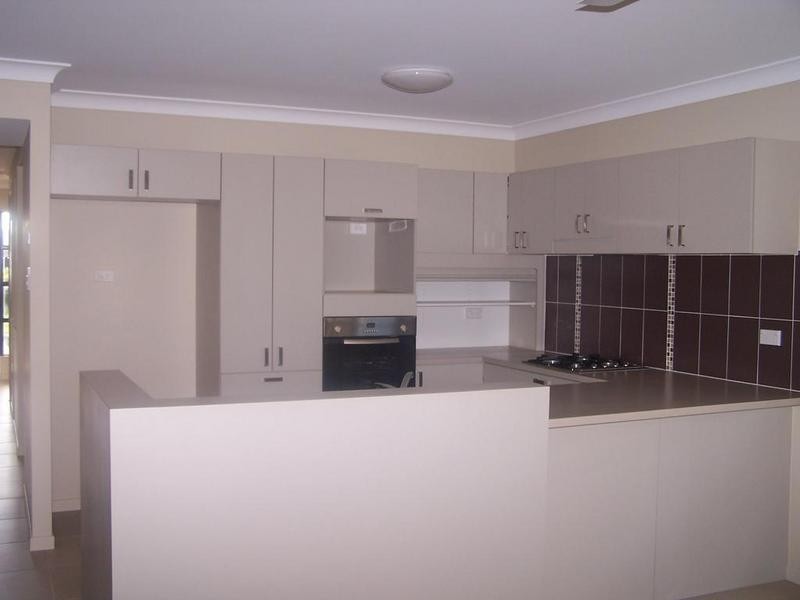 20 Laurie Motti Parade, Kirwan QLD 4817