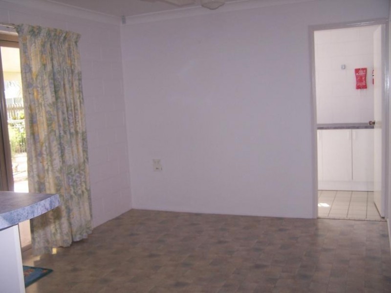 6 Sunbird Crescent, Condon QLD 4815