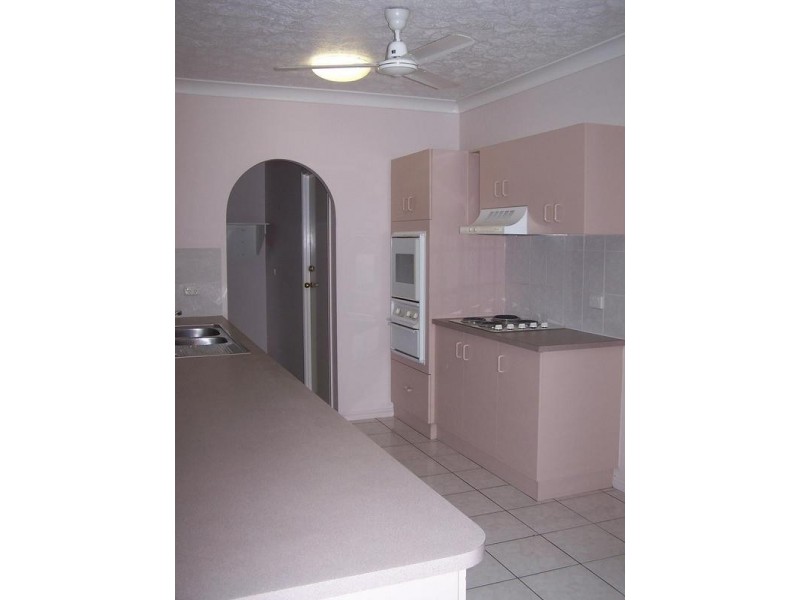 17 Hawthorn Street, Kirwan QLD 4817