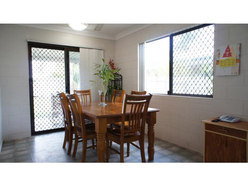 70 Kern Brothers Drive, Kirwan QLD 4817