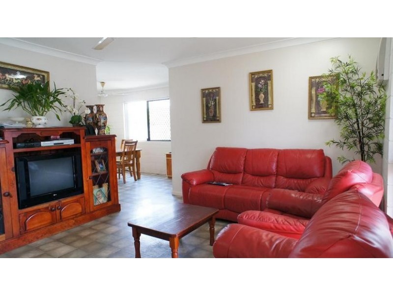 70 Kern Brothers Drive, Kirwan QLD 4817