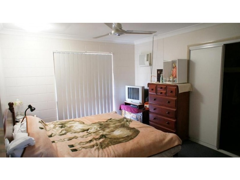 70 Kern Brothers Drive, Kirwan QLD 4817