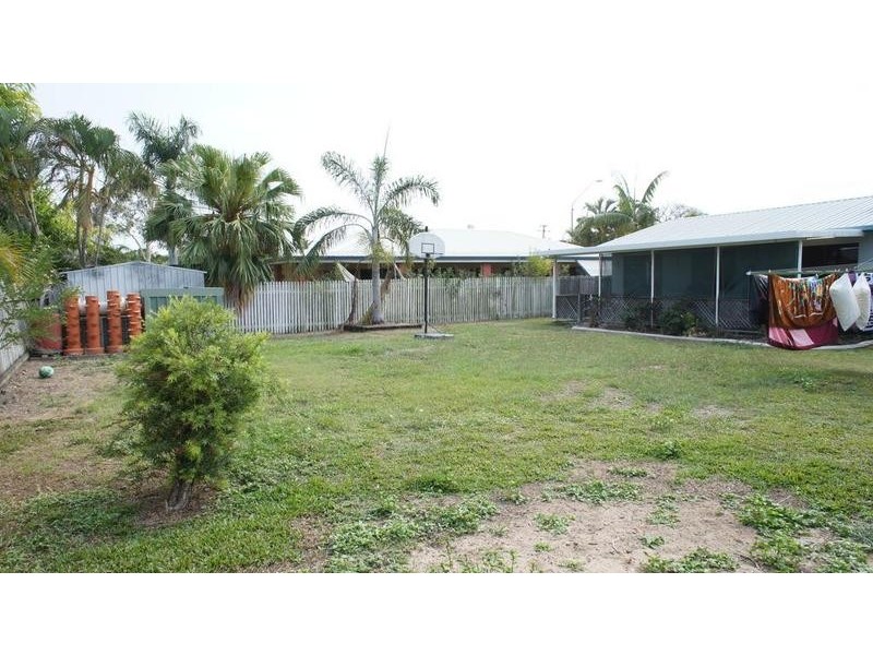 70 Kern Brothers Drive, Kirwan QLD 4817