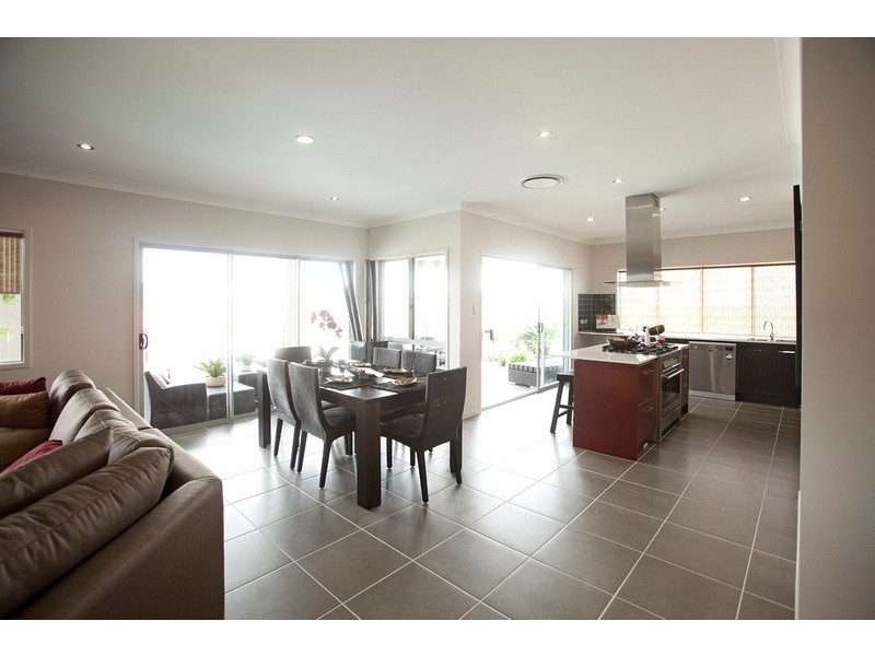 12 Kahana Avenue, Burdell QLD 4818