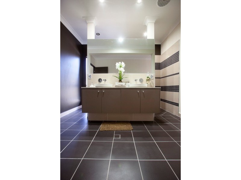 12 Kahana Avenue, Burdell QLD 4818