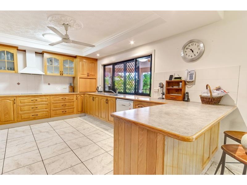 15 Regal Court, Kirwan QLD 4817
