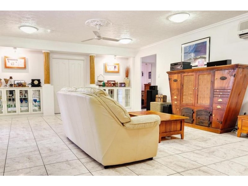 15 Regal Court, Kirwan QLD 4817