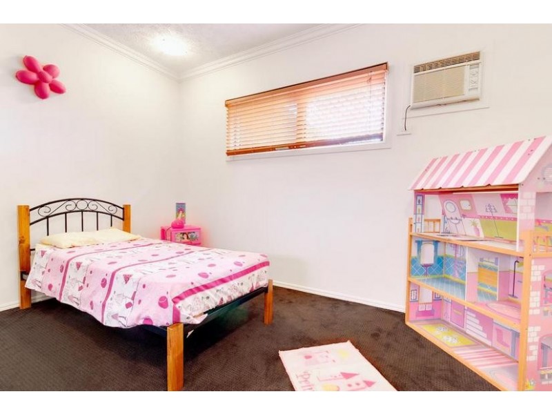 15 Regal Court, Kirwan QLD 4817