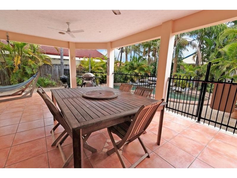 15 Regal Court, Kirwan QLD 4817