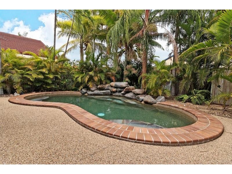15 Regal Court, Kirwan QLD 4817