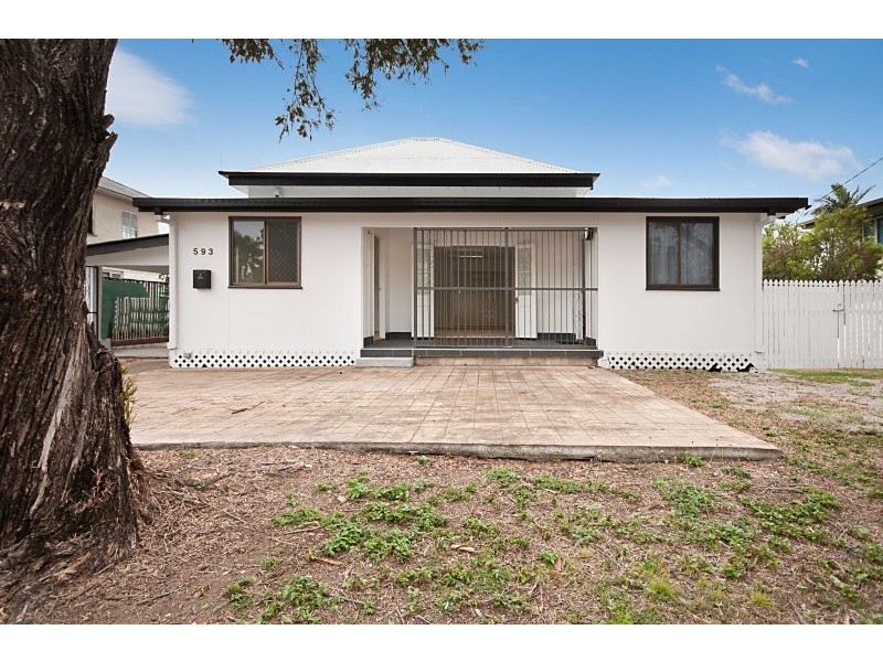 593 Ross River Road, Kirwan QLD 4817