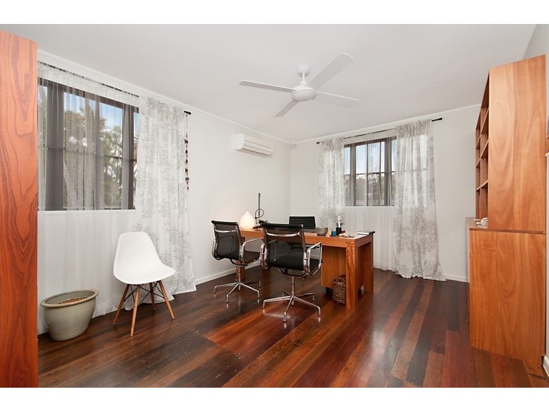 593 Ross River Road, Kirwan QLD 4817