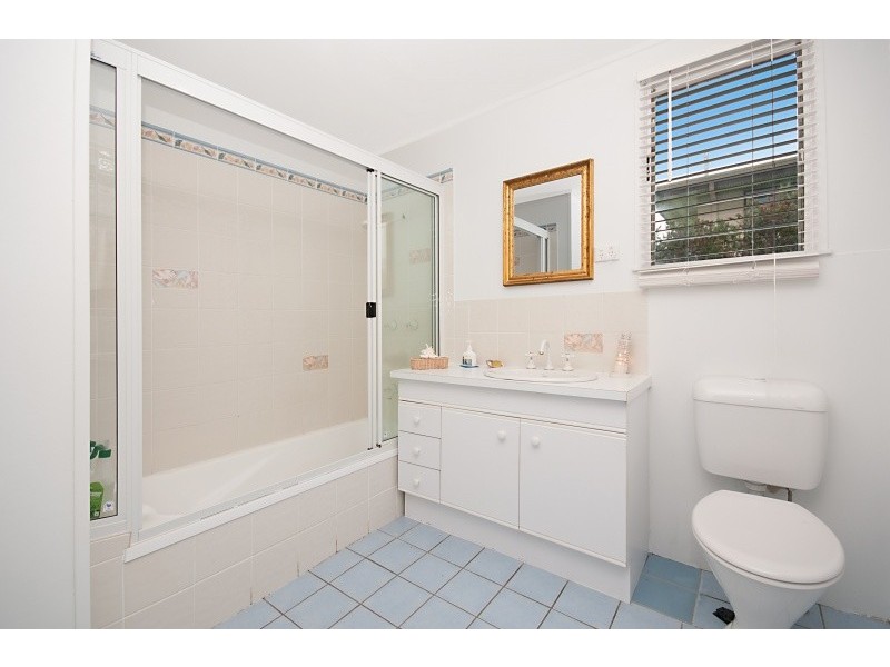 593 Ross River Road, Kirwan QLD 4817