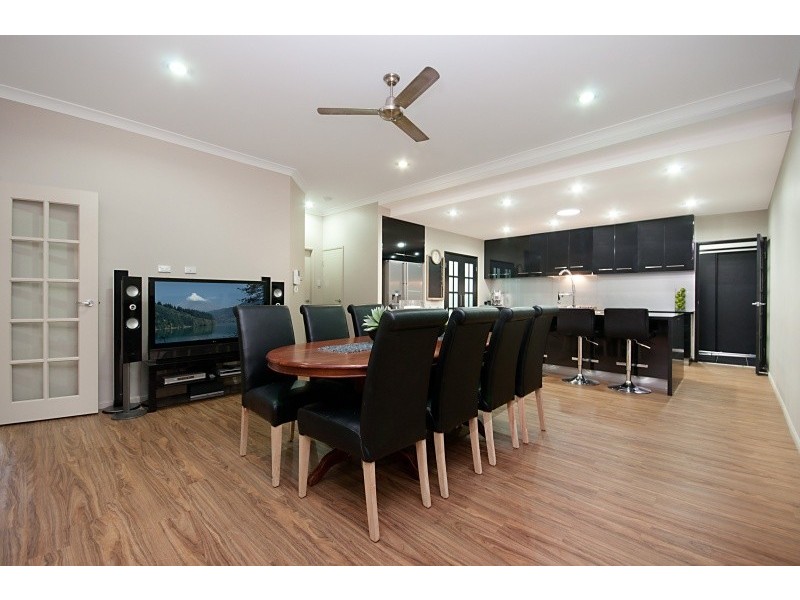 17 Dampier Crescent, Burdell QLD 4818