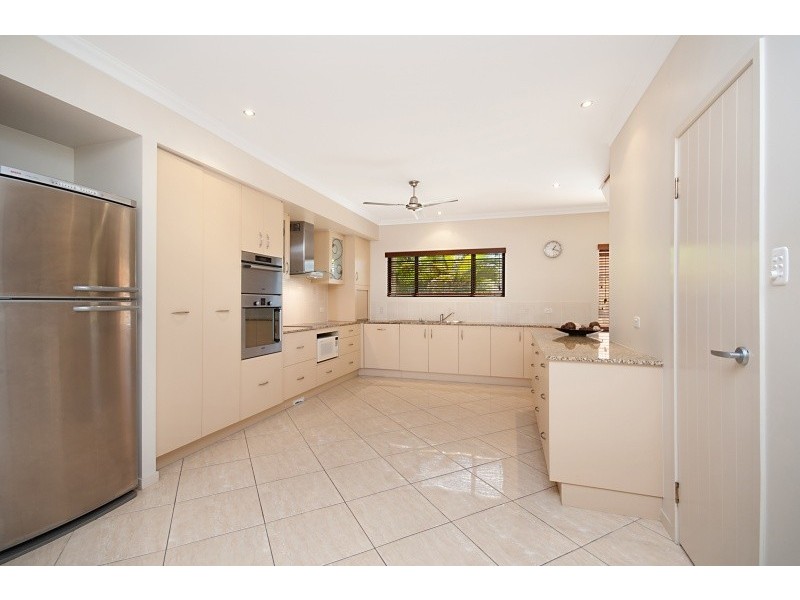 1 Bounty Court, Douglas QLD 4814