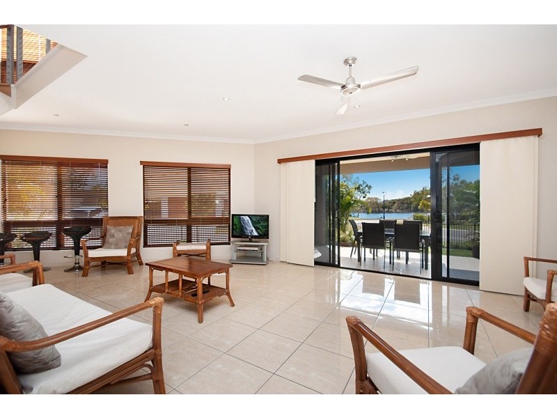 1 Bounty Court, Douglas QLD 4814